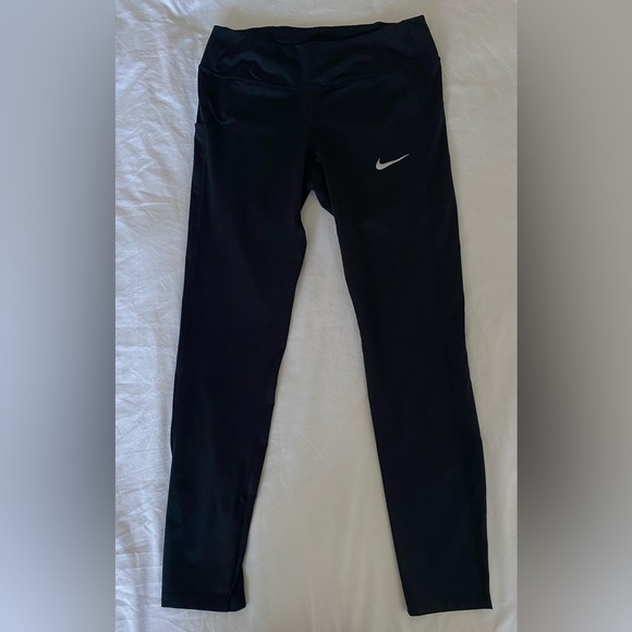 Nike Black Leggings Size:M With A Side Pocket - Picture 1 of 7